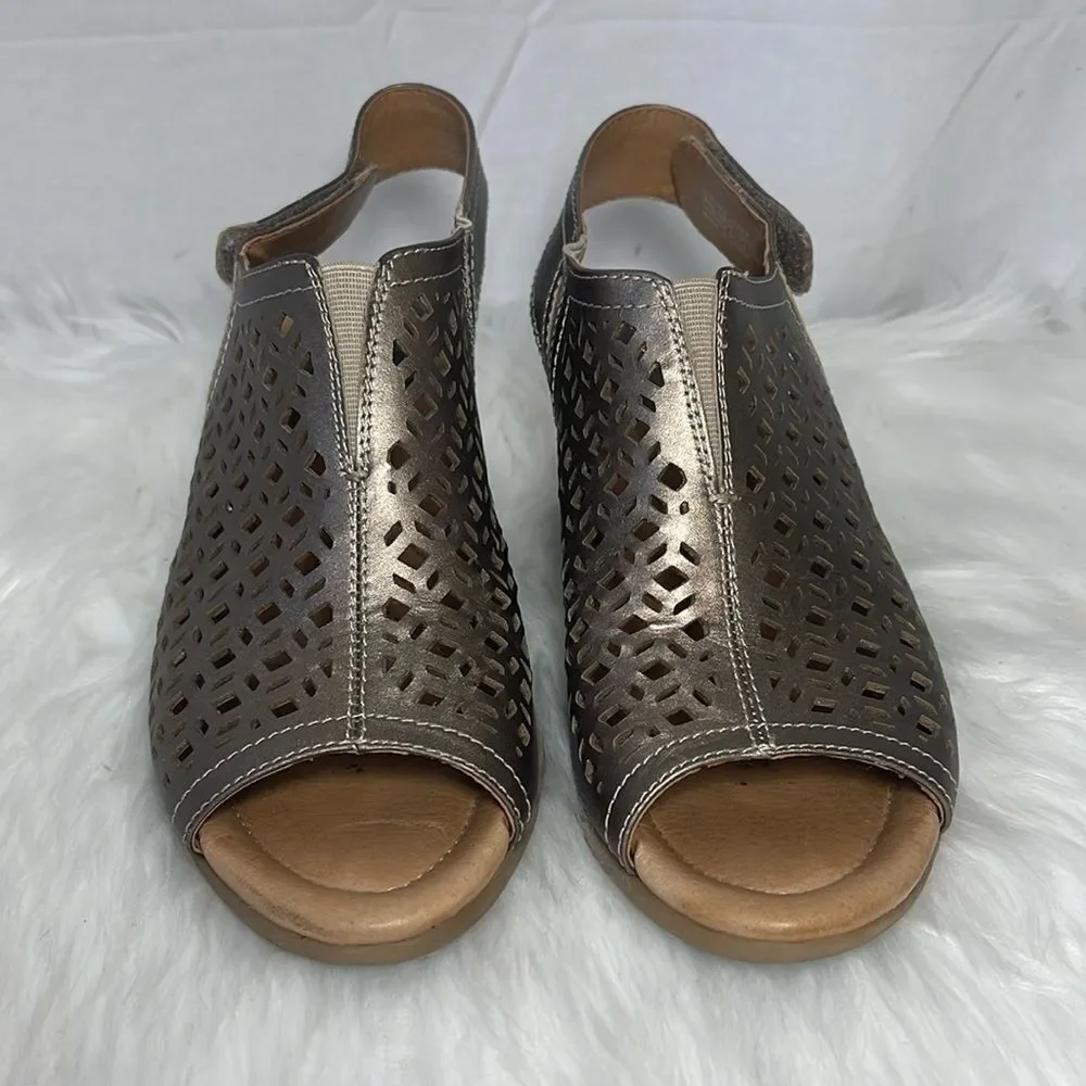 Earth heel height